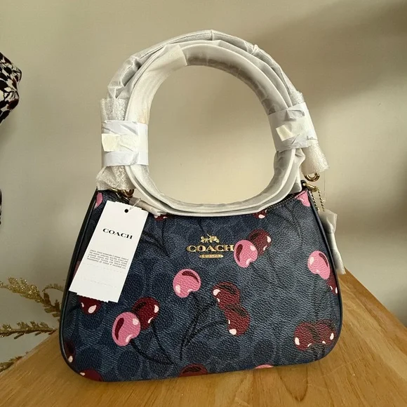 NWT Coach Teri Shoulder Bag In Signature Canvas With - Picture 2 of 8